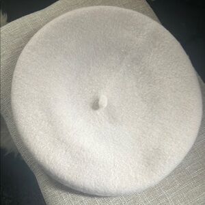 Elegant Cream Beret